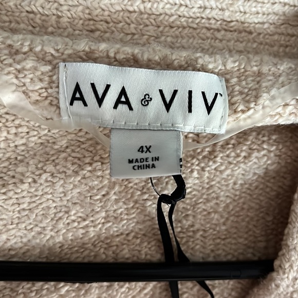 Ava & Viv button down sweater - Picture 3 of 4